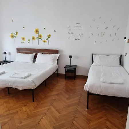 Dock Bay Hostel *